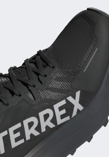 Беговые кроссовки