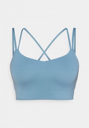 Бюстгальтер без косточек