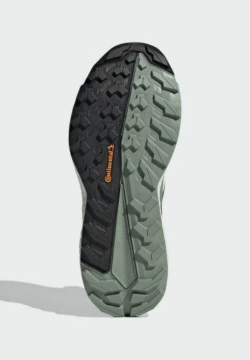 Походная обувь