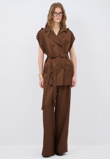 Длинный жилет