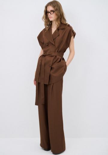 Длинный жилет