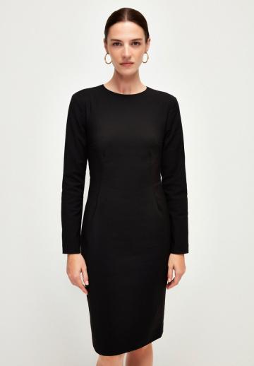 Платье футляр