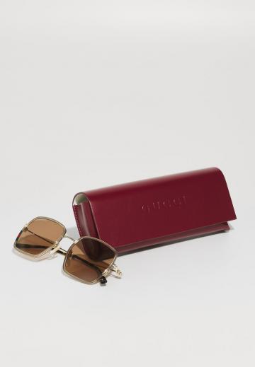 Солнечные очки