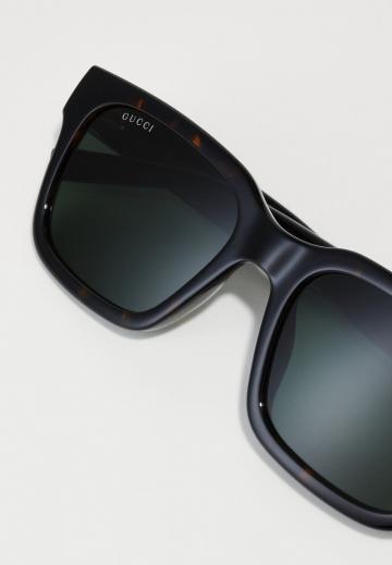 Солнечные очки