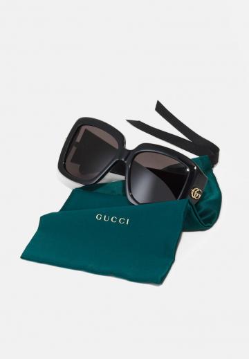 Солнечные очки