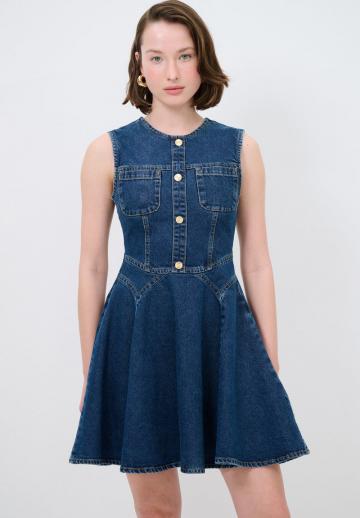 Джинсовая жилетка