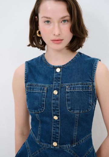 Джинсовая жилетка