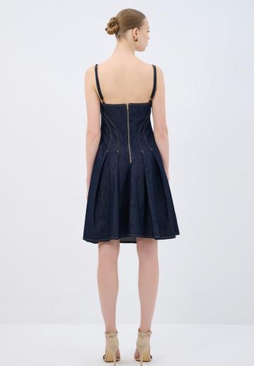 Джинсовый комбинезон