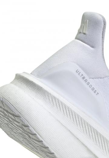 Беговые кроссовки