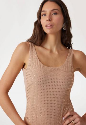 Слитный купальник