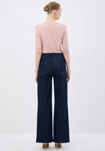 Клешеные джинсы