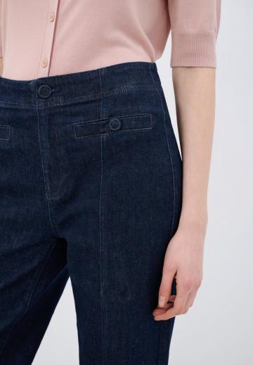 Клешеные джинсы