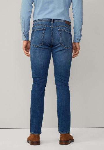 Узкие джинсы