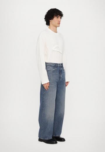 Прямые джинсы