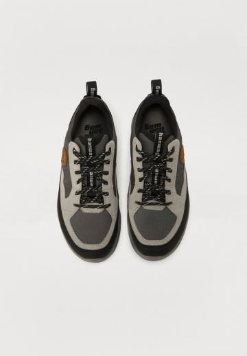 Походная обувь