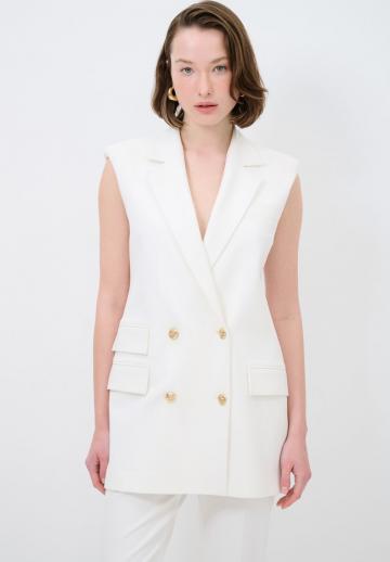 Длинный жилет