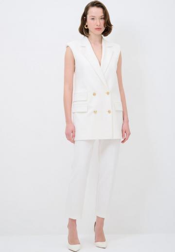 Длинный жилет