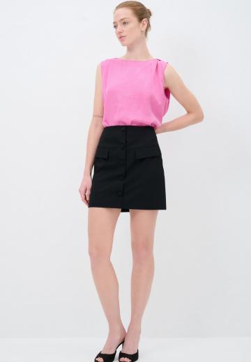 Юбка с накладными карманами