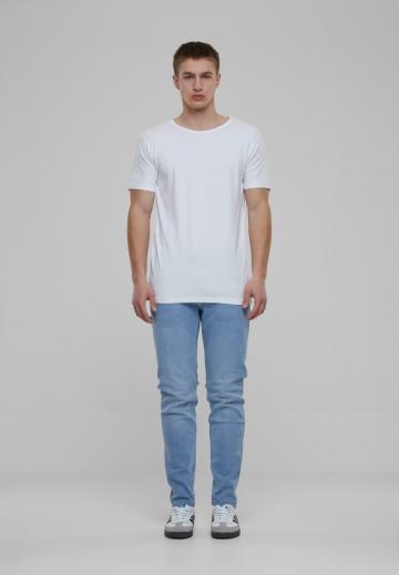 Узкие джинсы