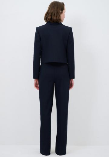 Блейзер с накладными карманами