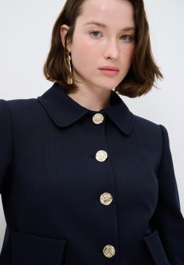 Блейзер с накладными карманами