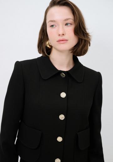 Блейзер с накладными карманами