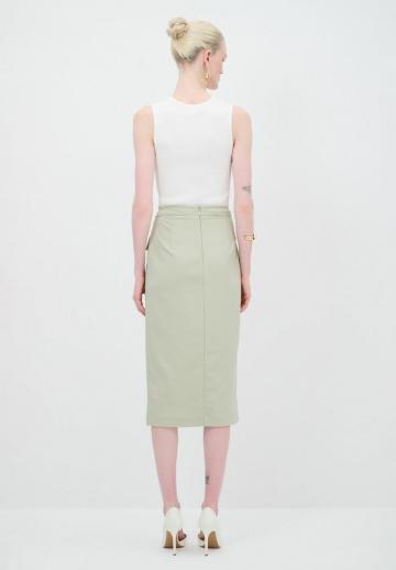 Юбка с накладными карманами