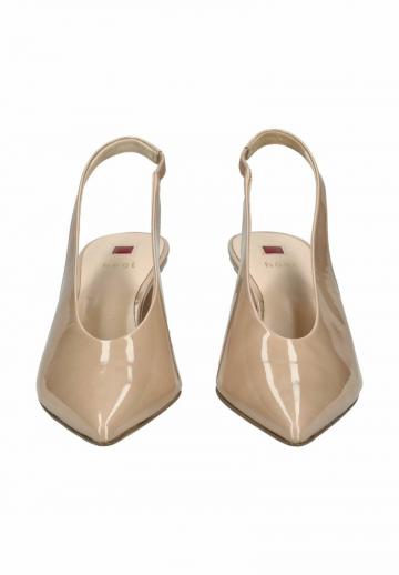 Туфли на высоком каблуке