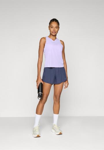 Спортивный топ