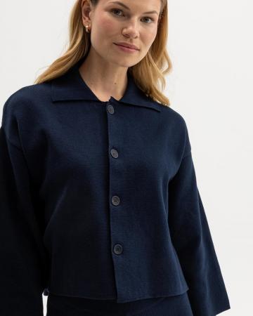 Вязаная кофта