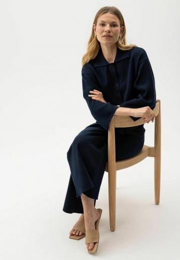 Вязаная кофта