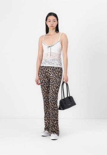 Топ на бретельках