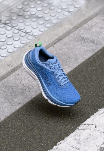 Беговые кроссовки