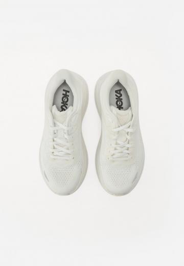 Беговые кроссовки