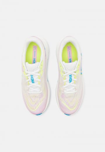 Беговые кроссовки