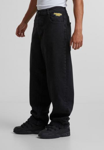 Прямые джинсы