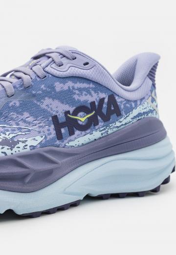 Беговые кроссовки