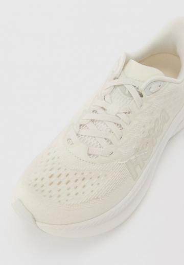 Беговые кроссовки