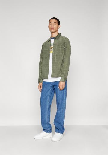 Свободные джинсы