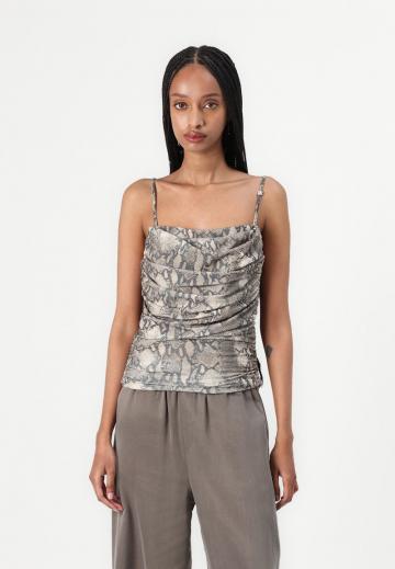 Топ на бретельках