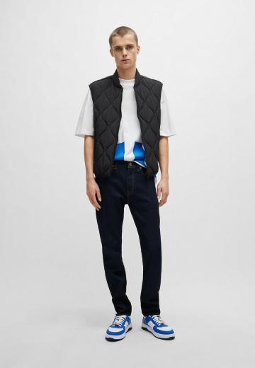 Узкие джинсы