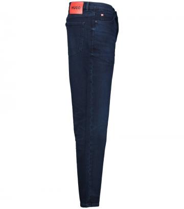 Узкие джинсы