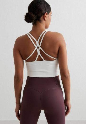 Спортивный бюстгальтер