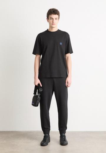 Спортивные штаны