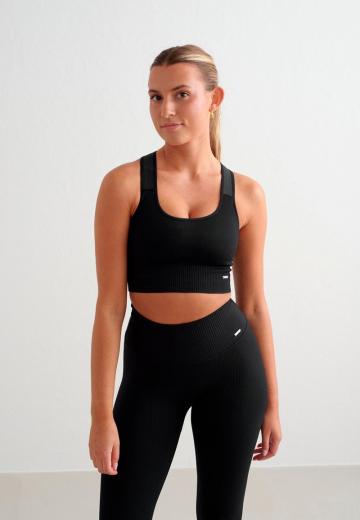 Спортивный бюстгальтер