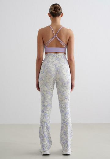 Бюстгальтер без косточек