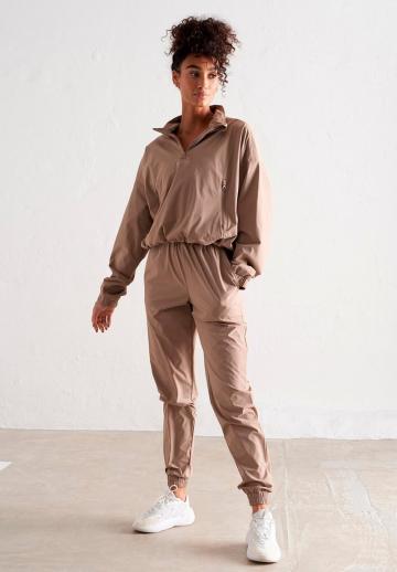 Спортивные штаны