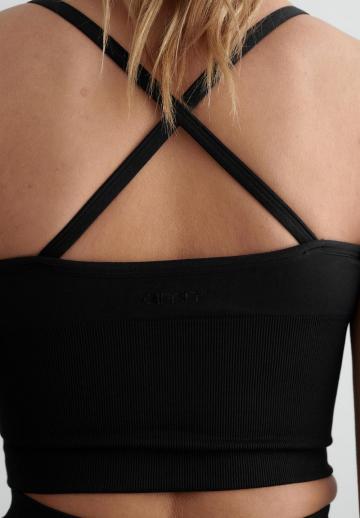 Спортивный бюстгальтер