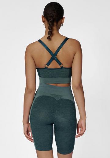 Спортивный бюстгальтер