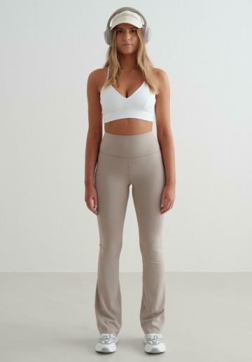 Спортивные штаны